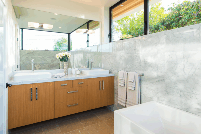 Santa Monica bathroom construction